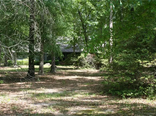 175 Hicks Ln, Eufaula, AL 36027