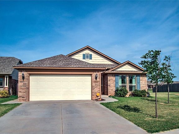2nd image of 3415 Bergen Peak Dr