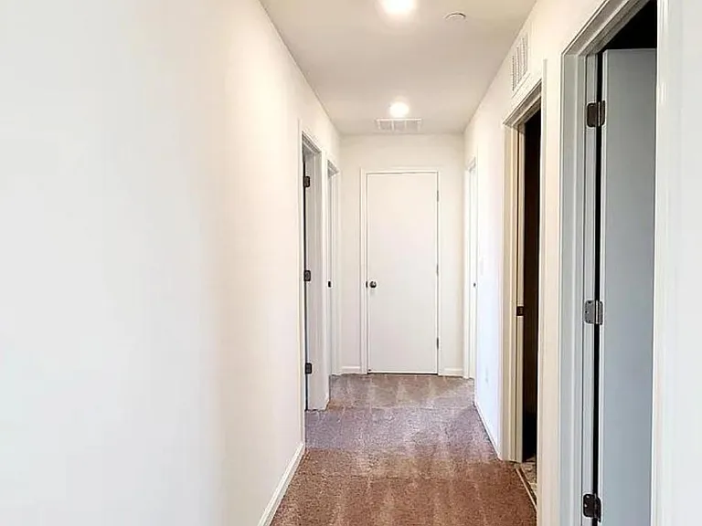 1642 Sanderling Ave — Photo 14