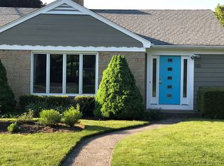 130 Eaton St, Pawtucket, RI 02861