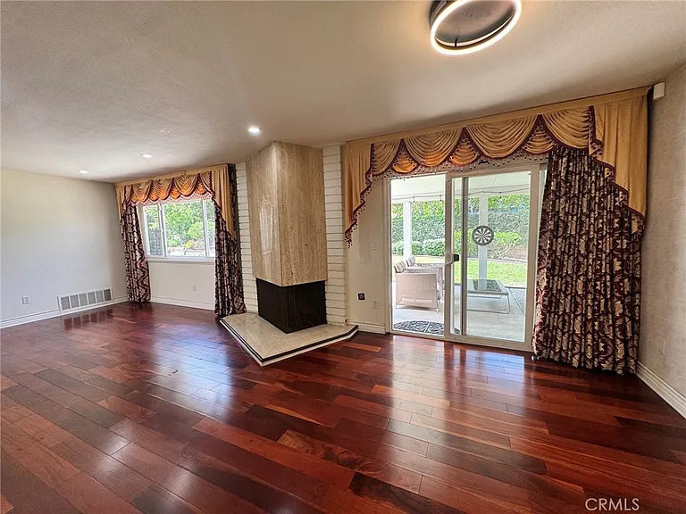 18577 Asuncion St — Photo 7