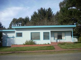 111 Salmon Harbor Rd, Smith River, CA 95567