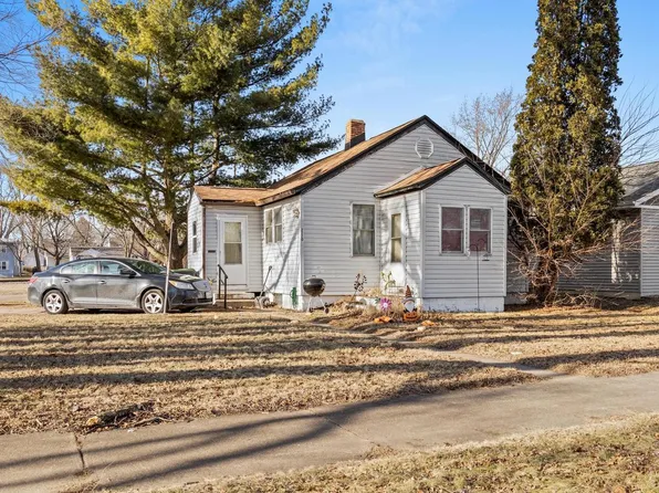 2220 15th PLACE SOUTH South, La Crosse, WI 54601