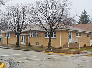 3744 S 57th Ct, Cicero, IL 60804