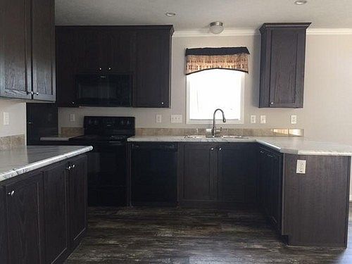 2nd image of 29 E Cardinal Ln