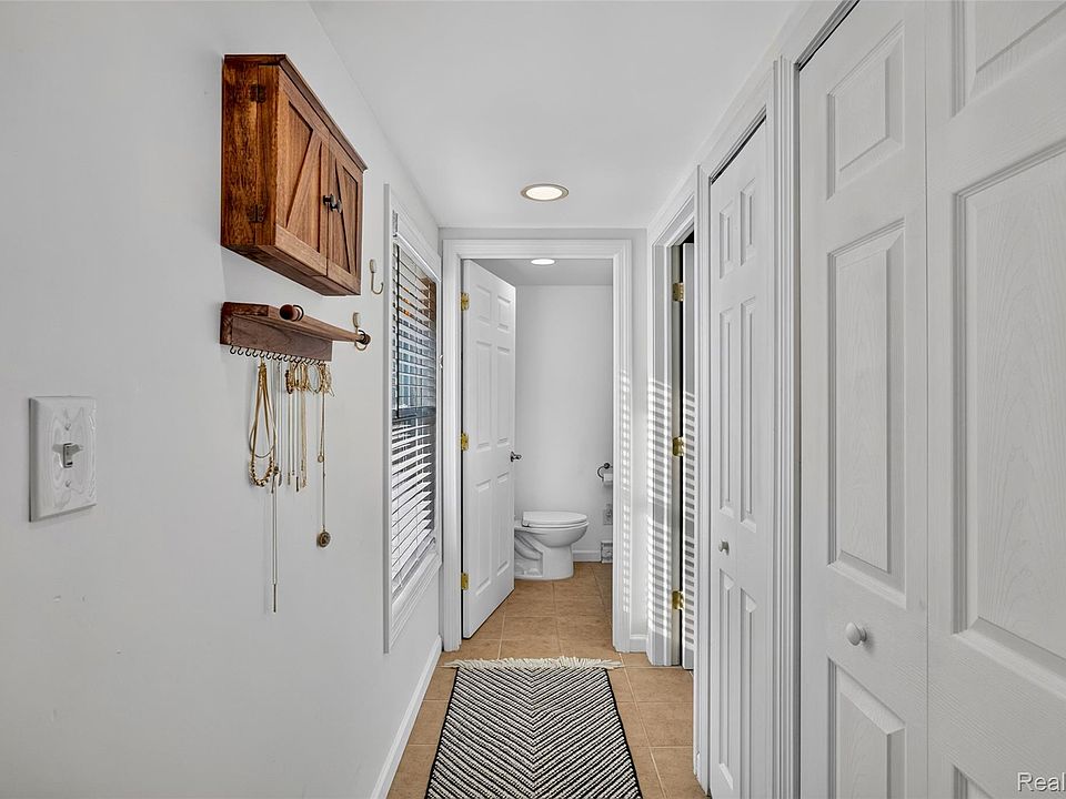 269 Ridgemont Rd, photo 26