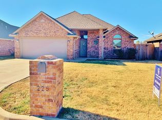 228 NW Granite Ave, Cache, OK 73527