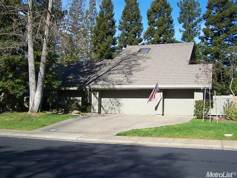 11337 Sutters Mill Cir photo 1