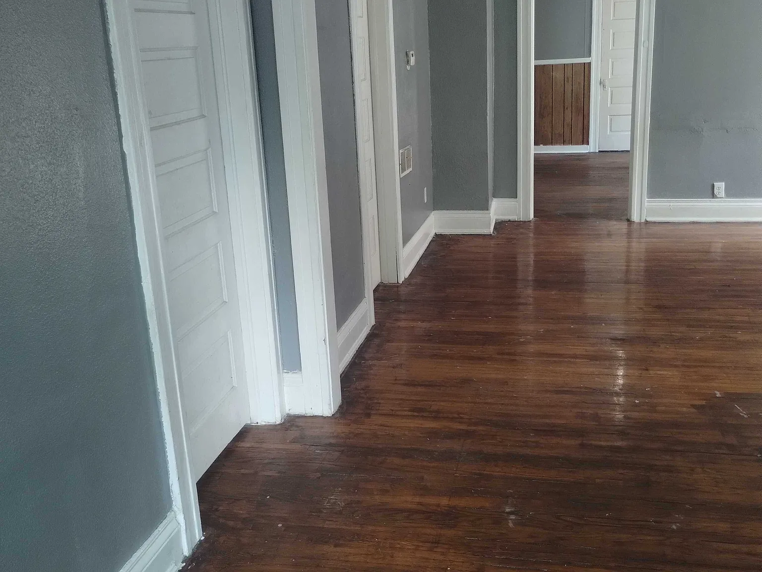 2 bed, 2764 sqft, $750 — Photo 2
