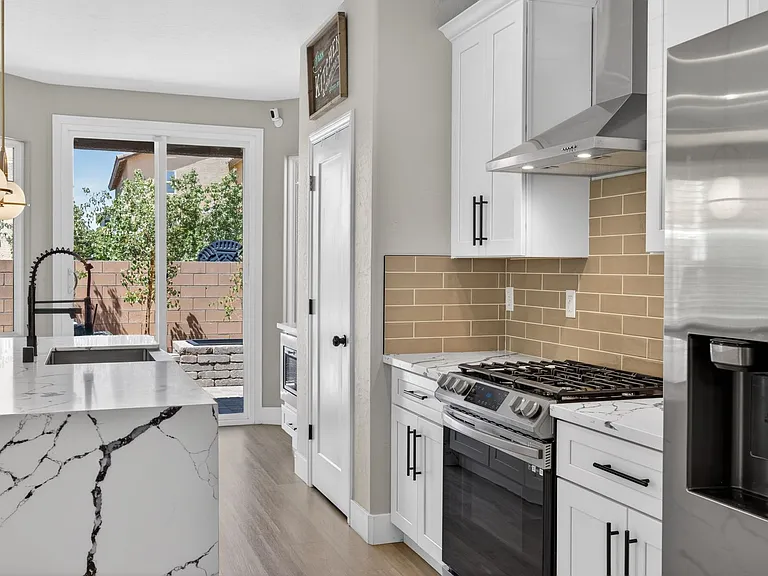 10660 Cumberland Creek Ave — Photo 19