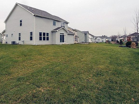 Located on 0070 in The Oaks At Churchill Club in Oswego, IL