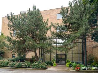 2100 N Racine Ave #G6, Chicago, IL 60614