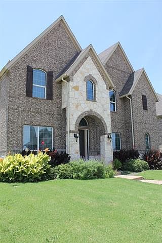 1st image of 12085 Brownwood Dr