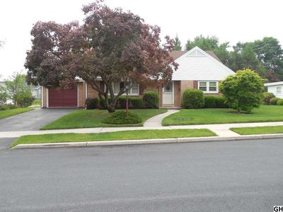 224 Beech Ave, Hershey, PA, 17033