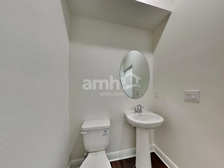 27207 Saint Andrews Ave — Photo 12