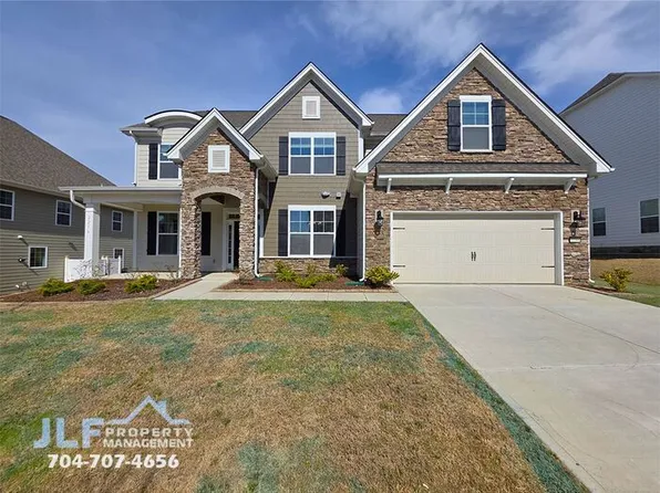 2216 Skybrook Oaks Dr, Huntersville, NC 28078