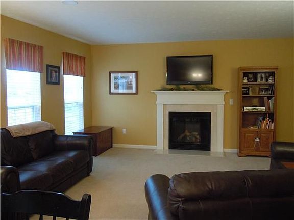 4th image of 5988 Palomino Ct