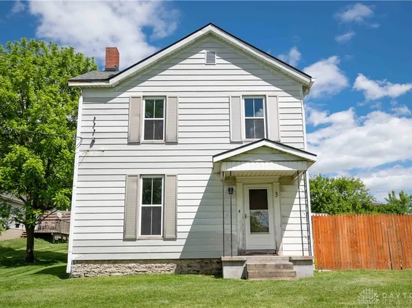 3 Lebanon St, Monroe, OH 45050