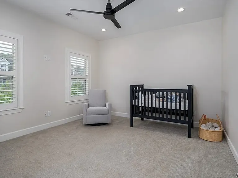 1401 Pinnacle Park Ln #203 — Photo 8