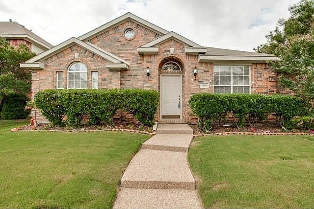 1st image of 4909 Redwood Dr