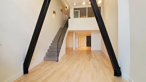 336 Harriet St #2 Photo 1