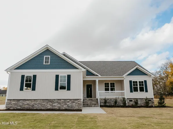 107 Lucky Lane, Pikeville, NC 27863