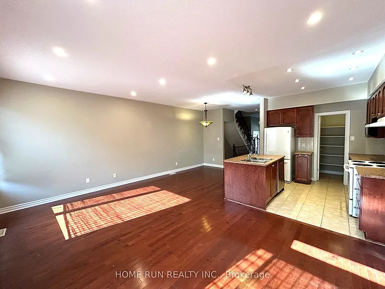 862 Fletcher Cir — Photo 8