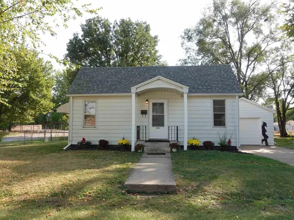 678 E Grove St, Galesburg, IL 61401