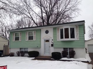 3544 W Hayes St, Davenport, IA 52804