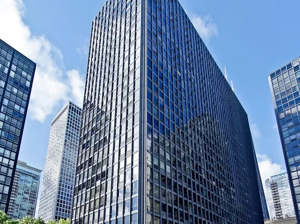 900 N Lake Shore Dr APT 1307, Chicago, IL 60611