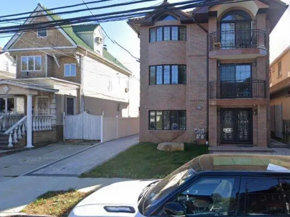 43-25 163, Flushing, NY 11358