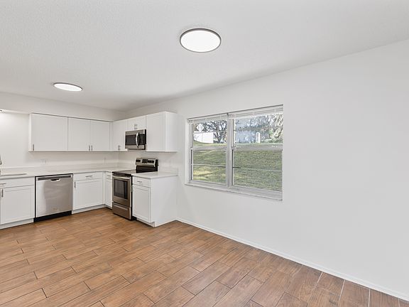 5th image of 1238 Padgett Cir