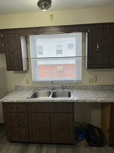 3006 Charter Oak Rd Photo 1