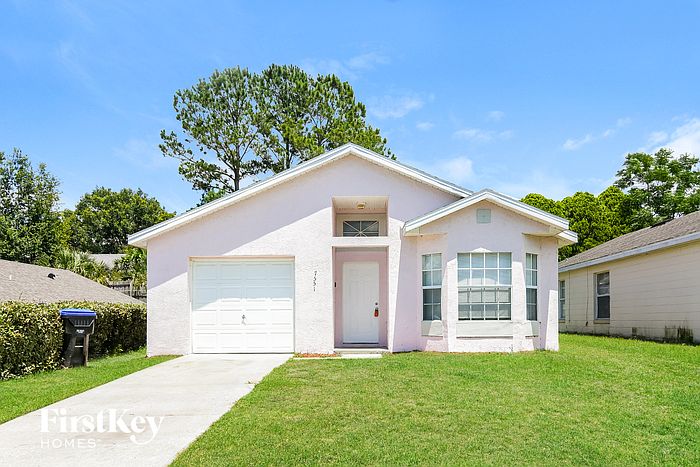 1st image of 7551 Groveoak Dr