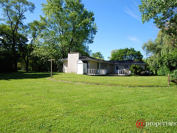 5th image of 320 Crescent Knl