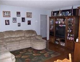 2nd image of 1542 Lark Ellen Ave
