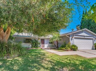 20765 Clark St, Woodland Hills, CA 91367