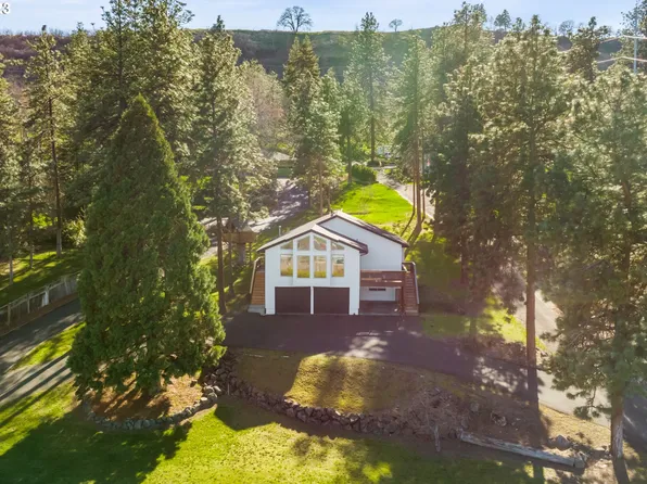 1900 W 13th St, The Dalles, OR 97058