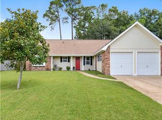 3403 Parliament Dr, Ocean Springs, MS 39564