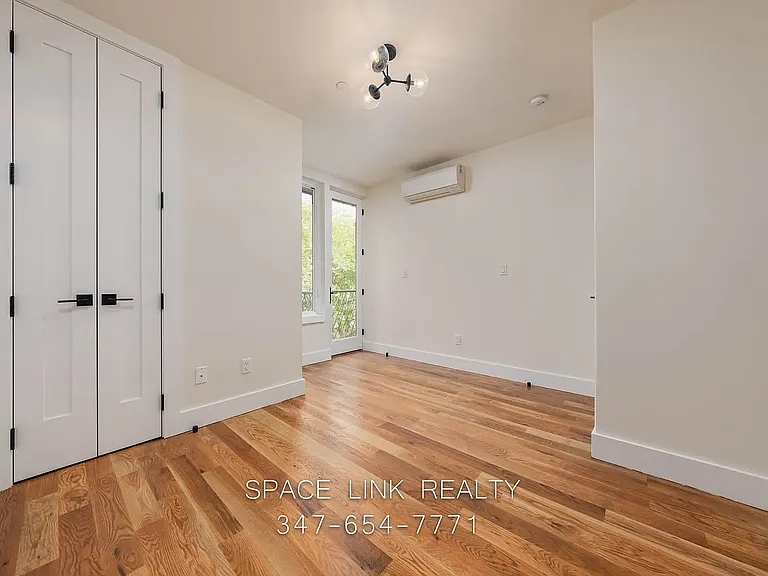 177 Montrose Ave #4B — Photo 8