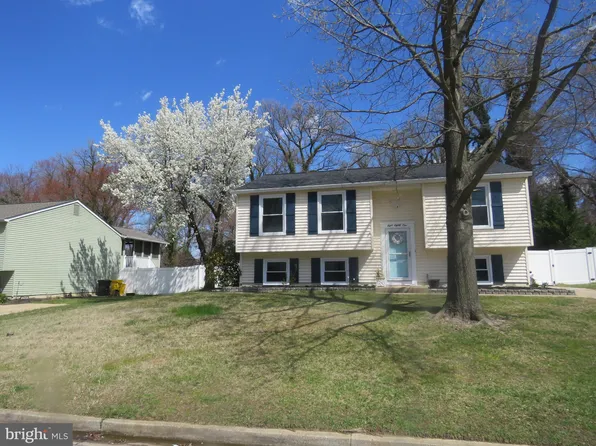 881 Willys Dr, Arnold, MD 21012