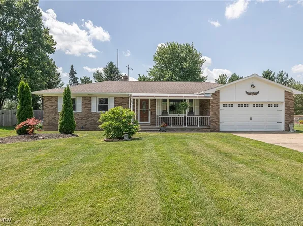3318 Valley Forge Dr, Brunswick, OH 44212