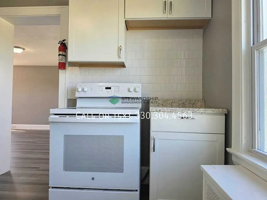 Spacious Two-Bedroom, Two-Bathroom Apartment in Massillon Available Now! — Photo 2