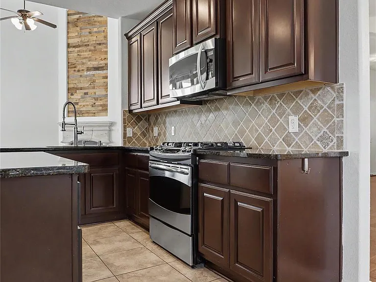 99 Sagamore Ridge Pl — Photo 21