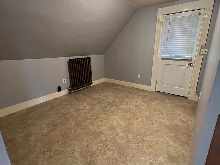 209 Main St #2 — Photo 10