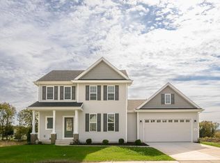 4049 Bear Tree Pkwy, Deforest, WI 53532