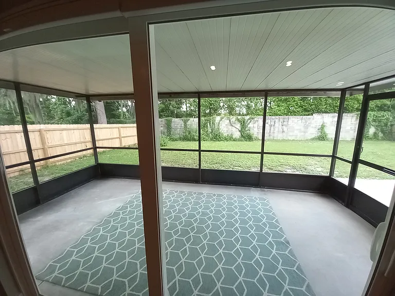 2855 N Bermuda Ave — Photo 13