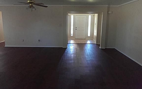 4th image of 5419 Palace Dr