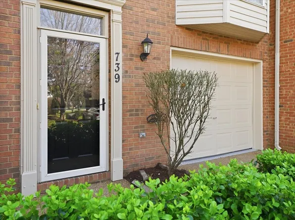 739 Huffine Manor Cir, Franklin, TN 37067