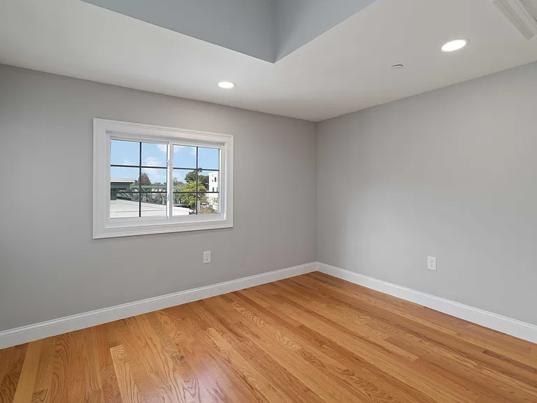 20 Alston St #20 — Photo 28